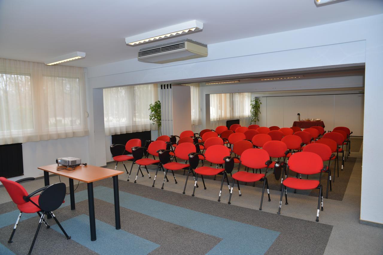 Otp Hotel Budapest Exterior photo